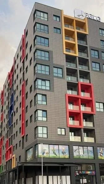 Tirane, jepet me qera zyre Kati 1, 111 m² 600 € (Astir)
