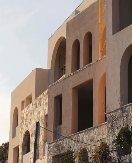 Himare, shitet apartament 2+1+Aneks+Ballkon Kati 4, 175 m² 535.000 € (JALE FOLIE VILLAGE)