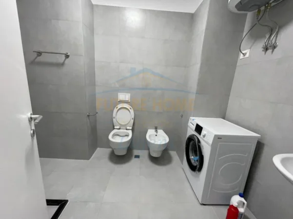 Tirane, jepet me qera apartament 2+1+Ballkon Kati 1, 113 m² 1.200 € (Liqeni i Thate)