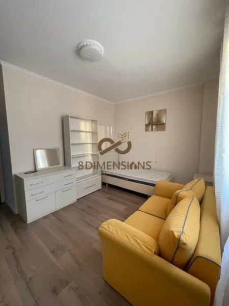 Tirane, jepet me qera apartament 2+1+Ballkon Kati 2, 90 m² 450 € (fresk)
