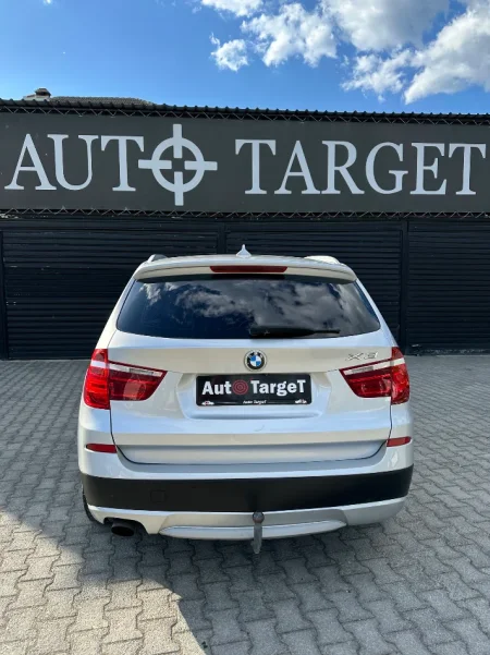 Tirane, BMW X3 2.0d xDrive, Viti 2012, Automat 7.800 €