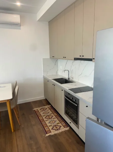🏡 JEPET ME QERA APARTAMENT 1+1 tek  Rruga Mihal Grameno Afer Ali Demit,    400 mije leke
