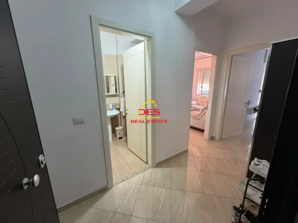 Vlore, shitet apartament 1+1+Ballkon Kati 6, 60 m² 115.000 € (Rruga Pelivan Leskaj)