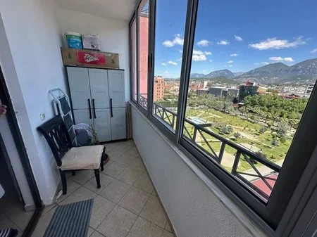 Tirane, shitet apartament 2+1+Ballkon Kati 9, 94 m² 160.000 € (Porcelan Prane RTV Klan)