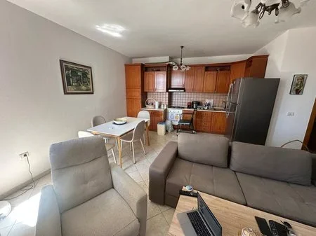 Tirane, shitet apartament 2+1+Ballkon Kati 9, 94 m² 160.000 € (Porcelan Prane RTV Klan)