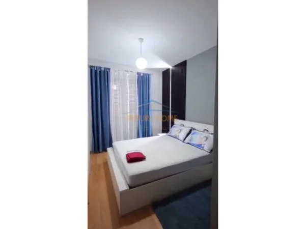 Tirane, jepet me qera apartament 2+1 Kati 4, 80 m² 800 € (5 maji)