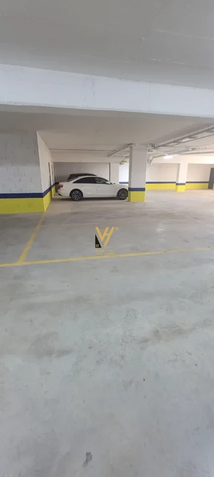 Tirane, jepet me qera apartament 2+1+Ballkon Kati 1, 93 m² 750 € (MINE PEZA)