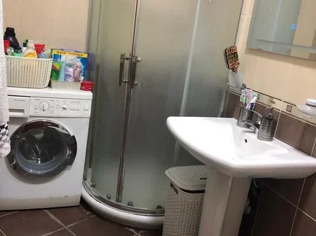 Tirane, shitet apartament 2+1+Ballkon Kati 4, 95 m² 180.500 € (Rruga Gramoz Pashko)