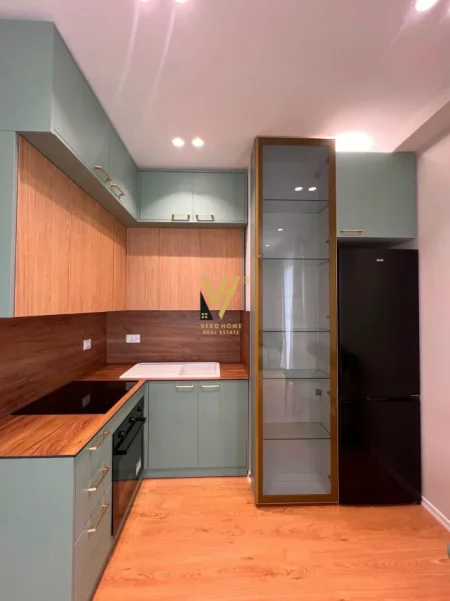 Tirane, jepet me qera apartament 2+1+Ballkon Kati 7, 90 m² 770 € (DON BOSKO)