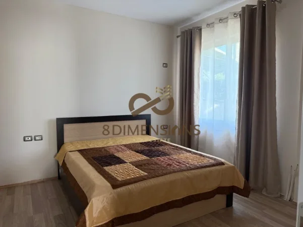 Tirane, jepet me qera apartament 1+1+Ballkon Kati 1, 74 m² 500 € (rruga e elbasanit)
