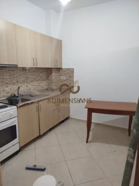 Tirane, shitet apartament 2+1 Kati 2, 8 m² 154.500 € (fresk)