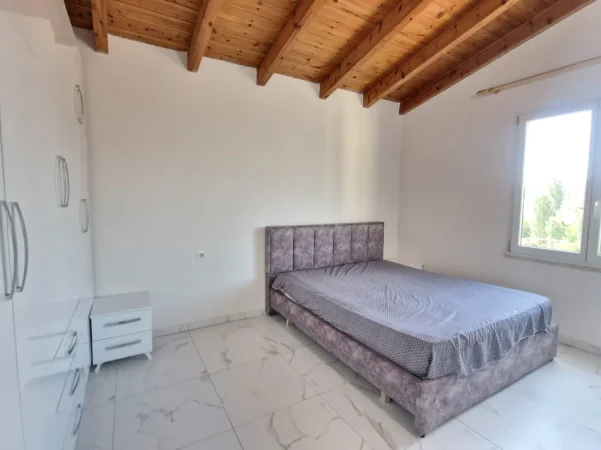 Tirane, jepet me qera apartament 1+1 Kati 4, 80 m² 300 € (JORDAN MISJA)