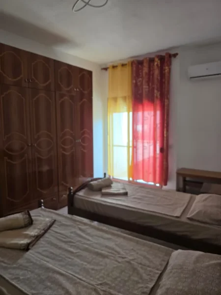 Tirane, jepet me qera apartament 2+1 Kati 3, 90 m² 650 € (Rruga Siri Kodra)