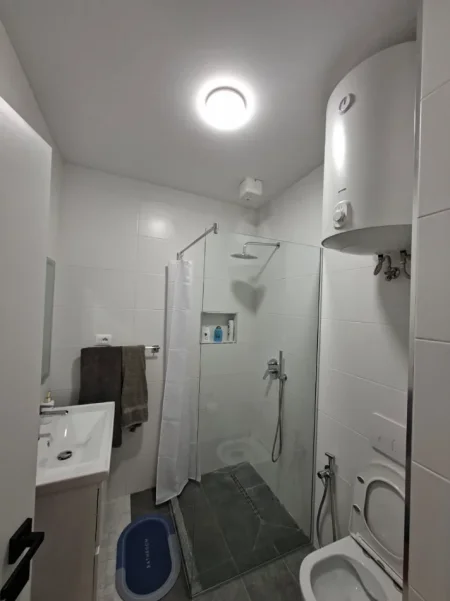 SHITET: ULTRA Gazoniere e Mobiluar ✨️ ( 📍Restorant Fresku ) 35m² I Kt. 1 🔥 55,000 Euro🔥 GATI PER BANIM/INVESTIM ✨️
