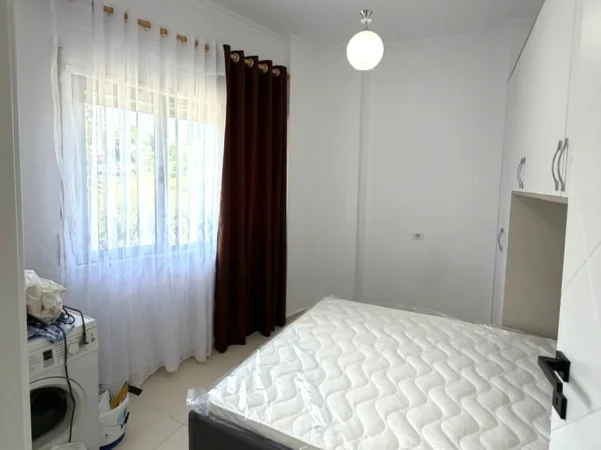Tirane, jepet me qera apartament 1+1 Kati 2, 60 m² 500 € 