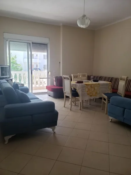 Durres, jepet me qera apartament 1+1 Kati 1, 70 m² 350 € (Golem)
