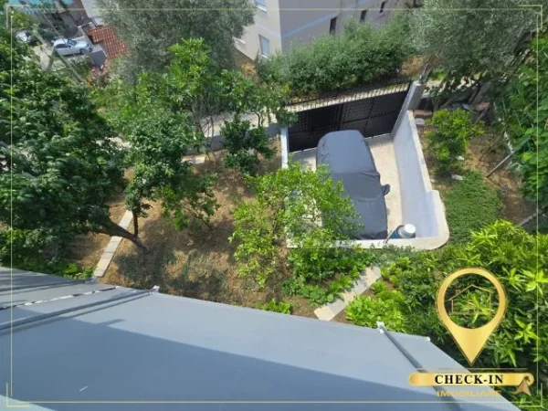 Tirane, jepet me qera apartament 2+1+Aneks+Ballkon Kati 2, 80 m² 320 € (Rruga Nikolle Mekjashi)