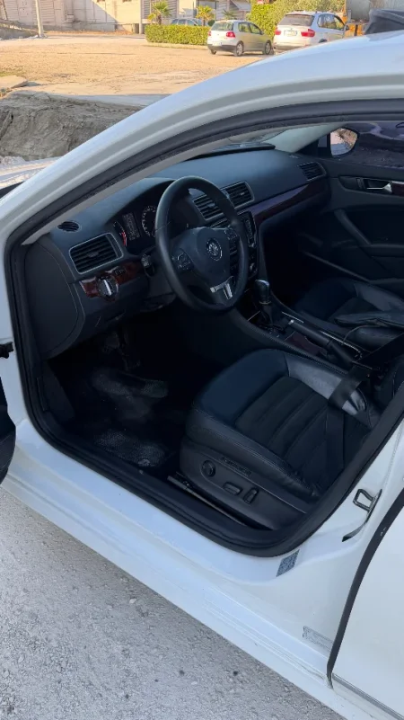 Kavaje, shes makine Passat Nafte, e bardhë automatik Kondicioner 2.200 km 6.999 €