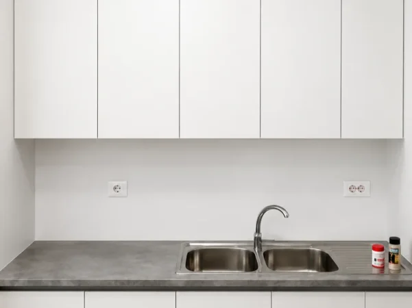 Tirane, jepet me qera apartament 1+1+Ballkon Kati 8, 90 m² 450 € 