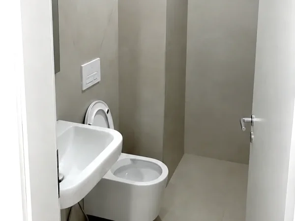 Tirane, jepet me qera apartament 1+1+Ballkon Kati 8, 90 m² 450 € 