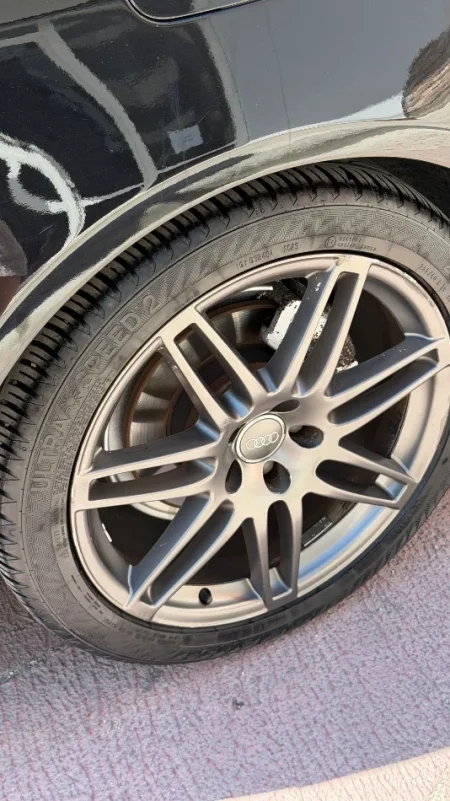 Tirane, shes makine Audi A6 Benzin+Gaz, e zeze automatik Kondicioner 13.000 €