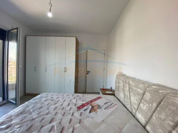 Tirane, jepet me qera apartament 2+1+Ballkon Kati 4, 99 m² 424 € (Paskuqan)