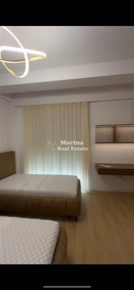Tirane, jepet me qera truall , (Private 34parkim Senatoriumi)