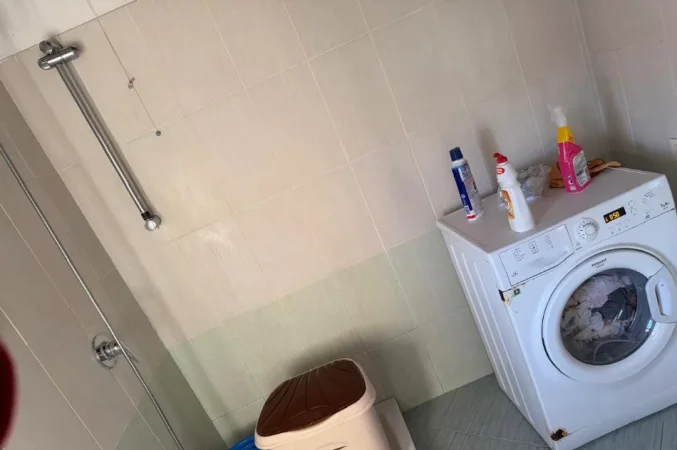 Tirane, jepet me qera apartament 2+1 Kati 3, 80 m² 400 € (Siri Kodra ,Hotel Meridian)