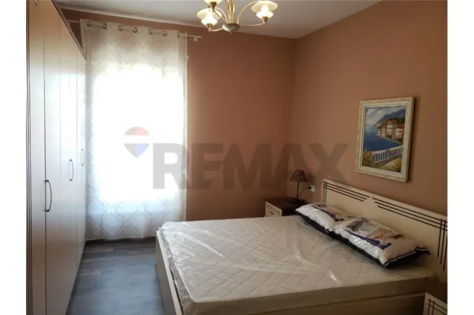 Tirane, jepet me qera apartament 2+1+Ballkon Kati 8, 116 m² 700 € (Delijorgji)
