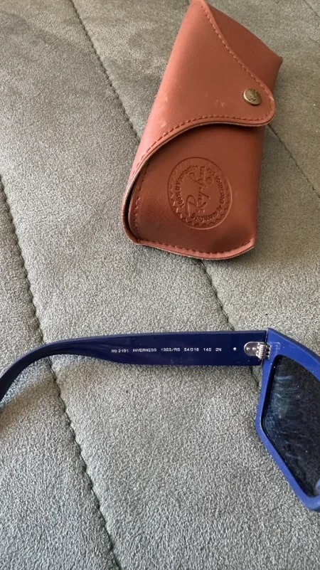 Tirane, shes OkazionShiten Syze origjinale Ray Ban limited edition transport free(falas 140 €