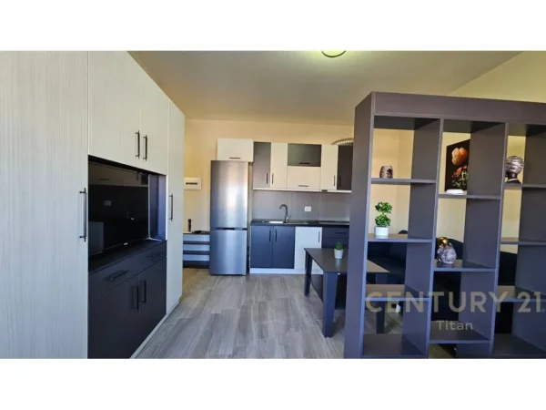 Tirane, jepet me qera garsonier 1+1 Kati 5, 40 m² 400 € (Don Bosco Titan143266)