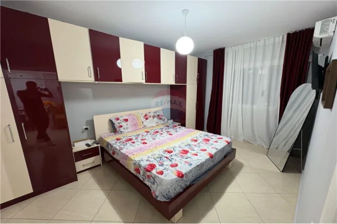 Vlore - Lungomare, shitet apartament 1+1+Ballkon Kati 1, 74 m² 195.000 € (Rruga Reshat Osmani, Vlore)