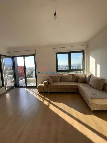 Tirane, jepet me qera apartament 1+1+Ballkon Kati 9, 65 m² 550 € (Rruga Filip Jano)
