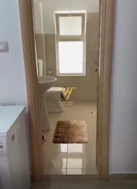 Tirane, jepet me qera apartament 1+1+Ballkon Kati 2, 60 m² 420 € (RRUGA E DIBRES)