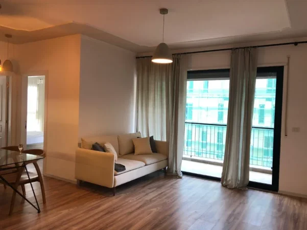 Tirane, jepet me qera apartament 2+1+Ballkon Kati 4, 80 m² 800 € (Hipoteka Rruga Panorama)