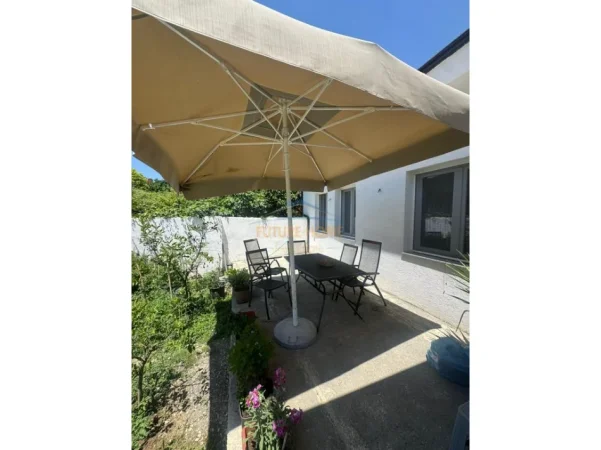 Tirane, shitet apartament 2+1 Kati 1, 216 m² 280.000 € (Ali Demi,Tiranë)