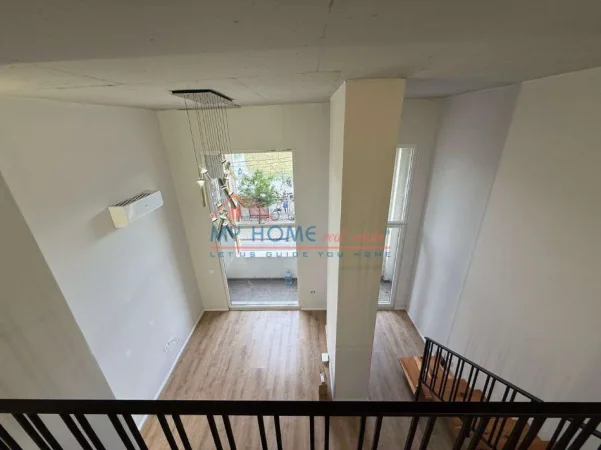 Shqiperi, jepet me qera ambjent biznesi Kati 1, 60 m² 450 € (Rruga Bedri Karapici)