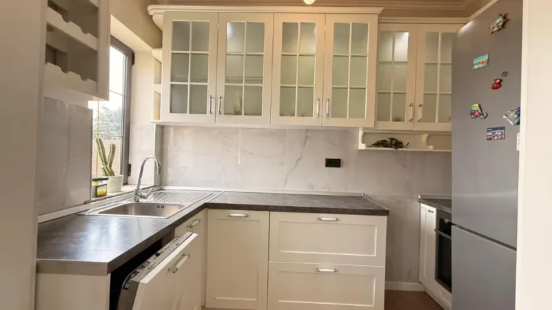 Shqiperi, jepet me qera apartament 2+1+Ballkon Kati 4, 88 m² 600 € (prokop myzeqari)