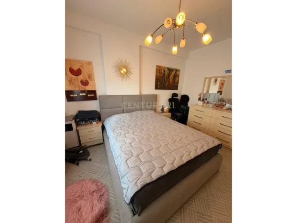 Tirane, jepet me qera apartament 1+1 Kati 3, 60 m² 450 € (Astir Gold143277)