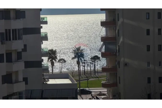 Vlore - Lungomare, shitet apartament 1+1 Kati 6, 61 m² 97.000 € (Rruga Reshat Osmani, Vlore)