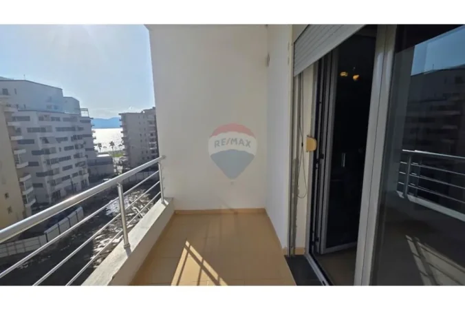 Vlore - Lungomare, shitet apartament 1+1 Kati 6, 61 m² 97.000 € (Rruga Reshat Osmani, Vlore)