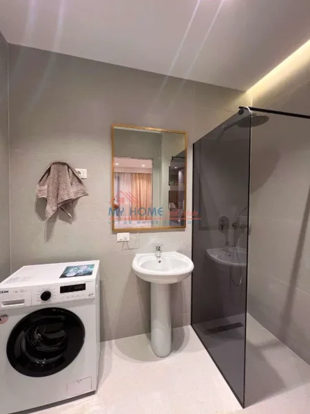 Tirane, jepet me qera apartament 2+1+Ballkon Kati 7, 110 m² 750 € (Don Bosko)