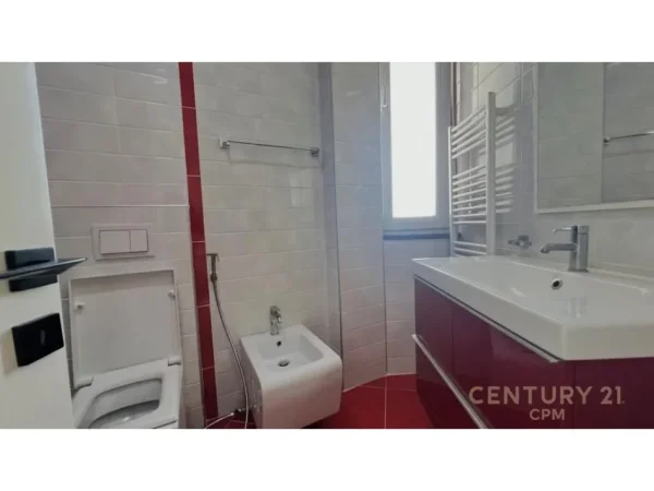 Tirane, shitet apartament 2+1 Kati 4, 120 m² 230.000 € (Kopshti Botanik smart143177)