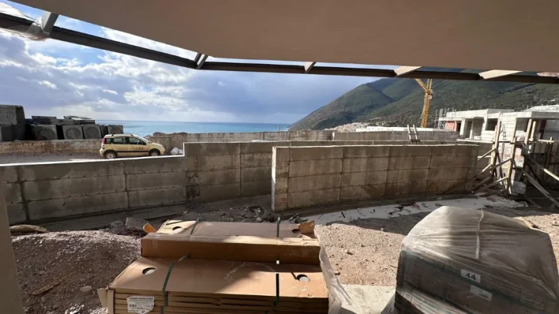 Vlore, shitet apartament 1+1 , 77 m² 323.000 € 