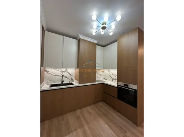 Tirane, jepet me qera apartament 2+1 Kati 3, 121 m² 1.500 € (DELIJORGJI)