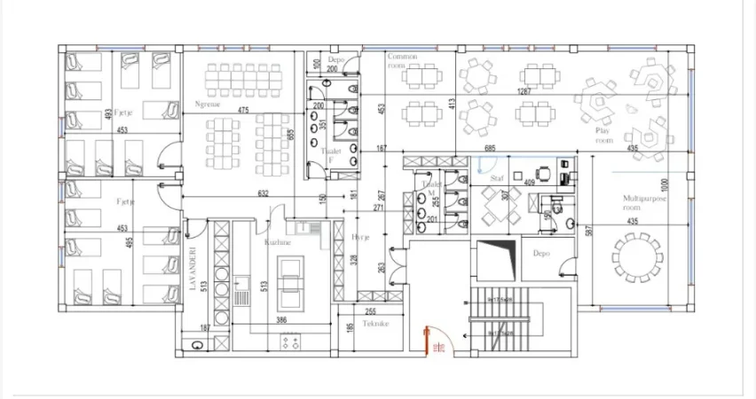 Tirane, shitet ambjent biznesi Kati 0, 300 m² 830.000 € (Selite)