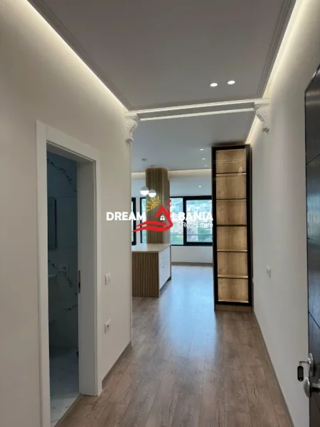 Tirane, shes apartament 2+1 Kati 4, 107 m² 273.000 € (Liqeni i Thate)