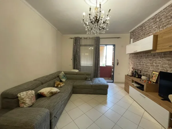 Tirane, shitet apartament 2+1 Kati 2, 116 m² 155.000 € (Yzberisht)