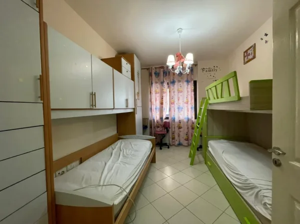 Tirane, shitet apartament 2+1 Kati 2, 116 m² 155.000 € (Yzberisht)