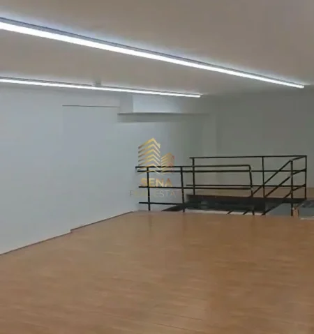 Tirane, jepet me qera ambjent biznesi Kati 0, 134 m² 1.500 € (Myslym Shyri)